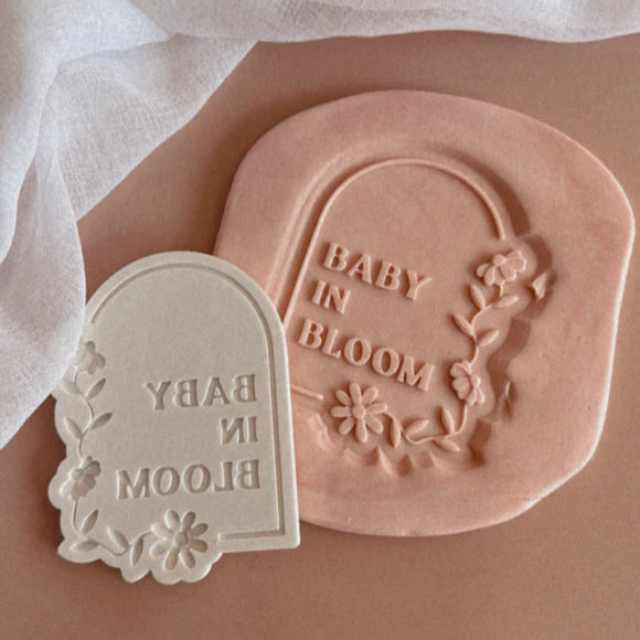 Baby In Bloom Floral Arch Debosser And Cutter