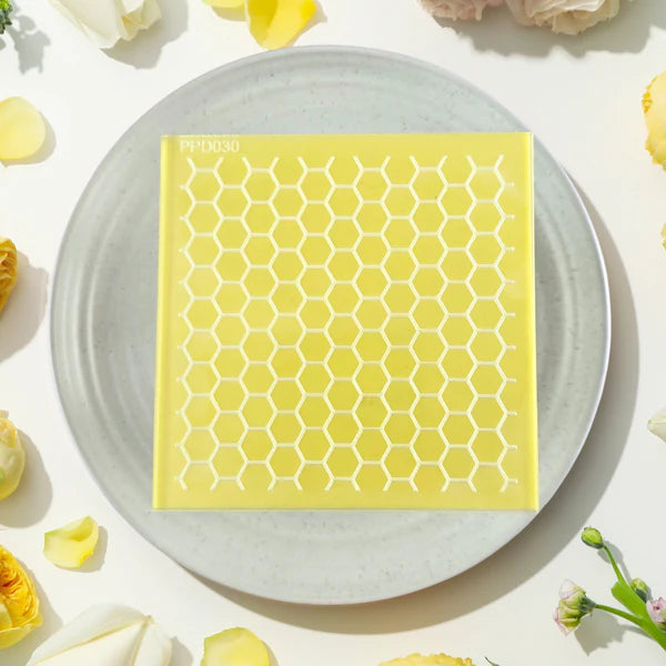 Honeycomb Pattern Plate