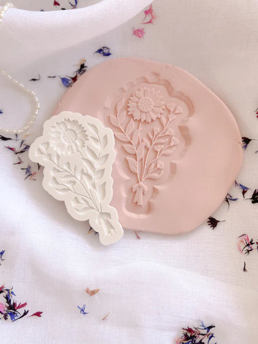 Sunflower bouquet debosser and cutter