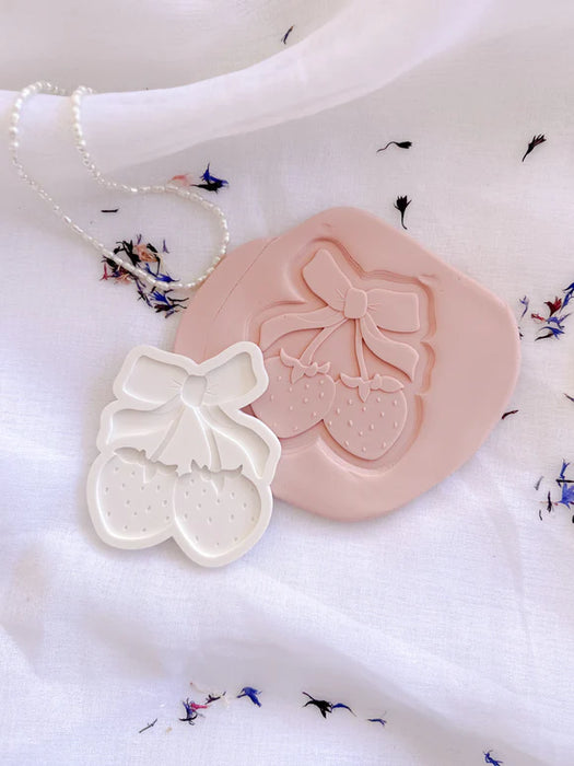 Strawberries With Bow Debosser And Cutter